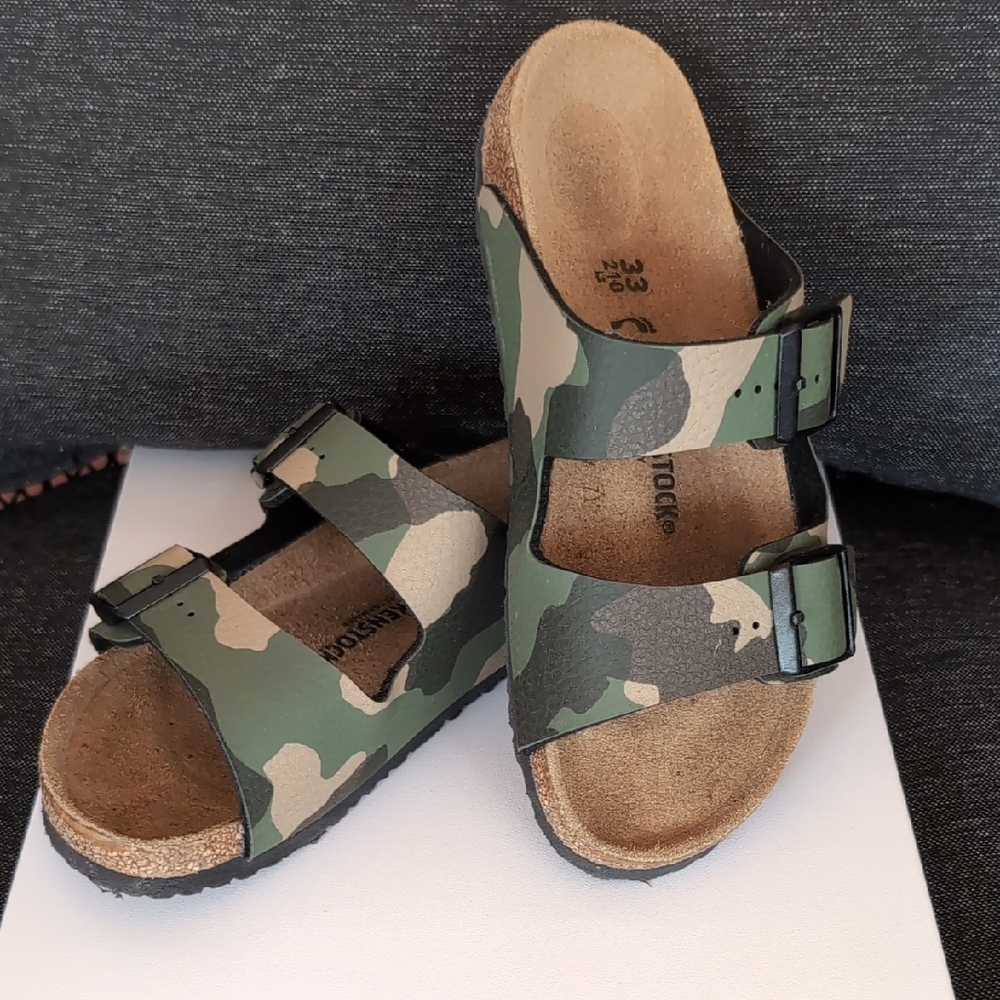 Birkenstock Arizona Kid Desert Soil Khaki Camo Sandal